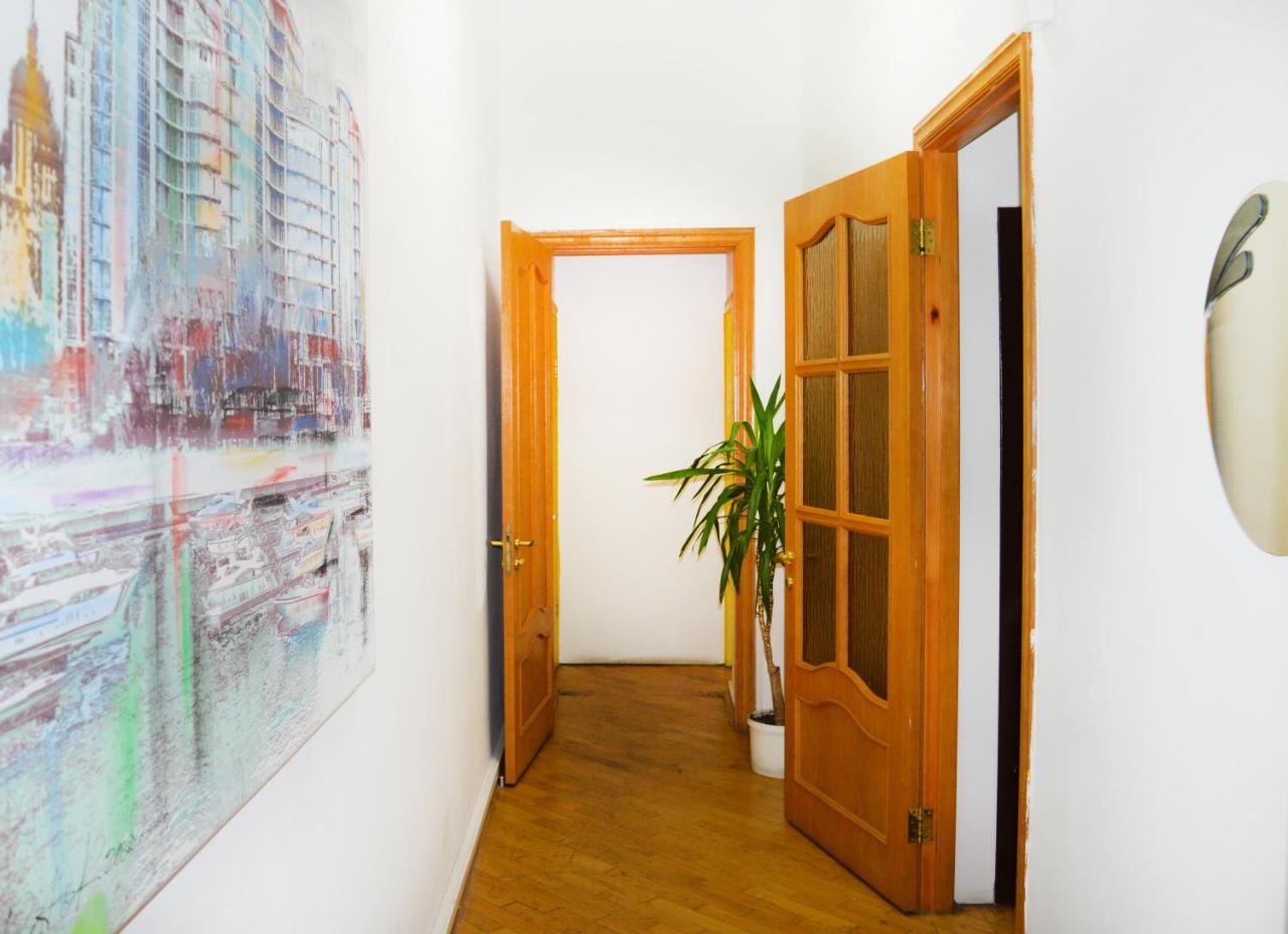 Hostel Golden Gates Kiev Exterior foto