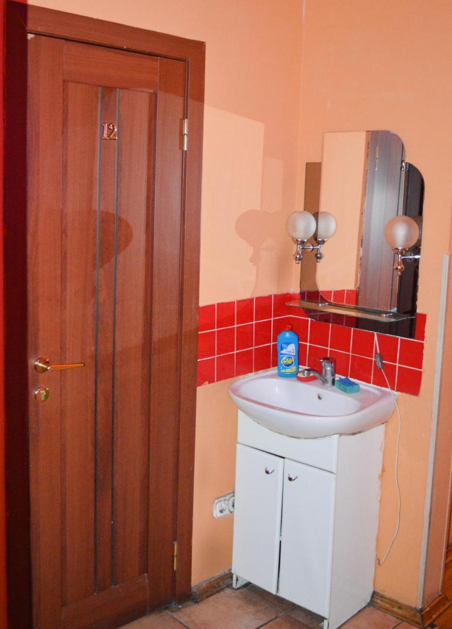 Hostel Golden Gates Kiev Exterior foto