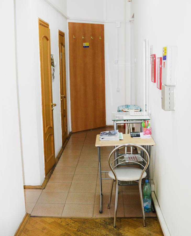 Hostel Golden Gates Kiev Exterior foto