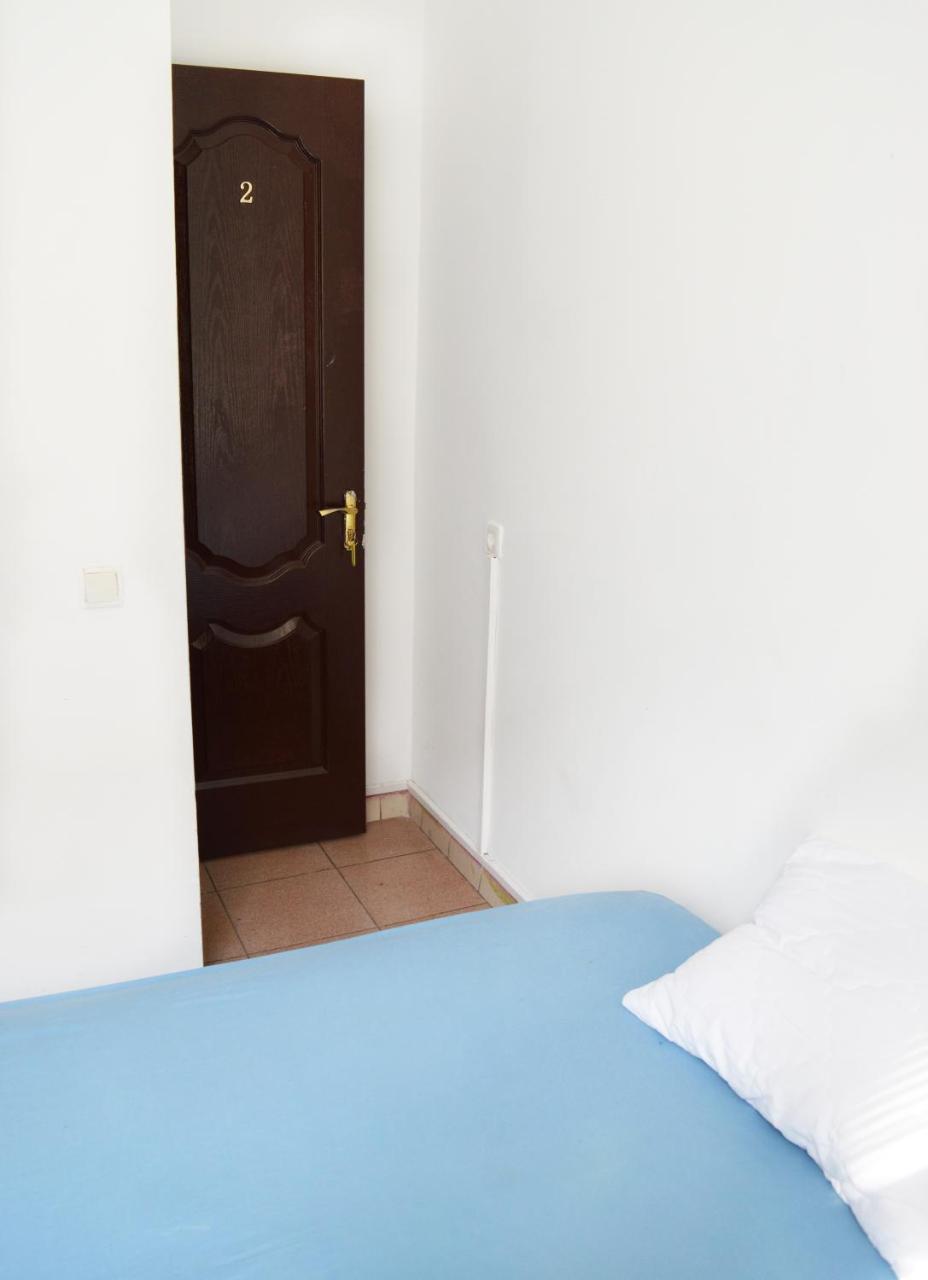 Hostel Golden Gates Kiev Exterior foto