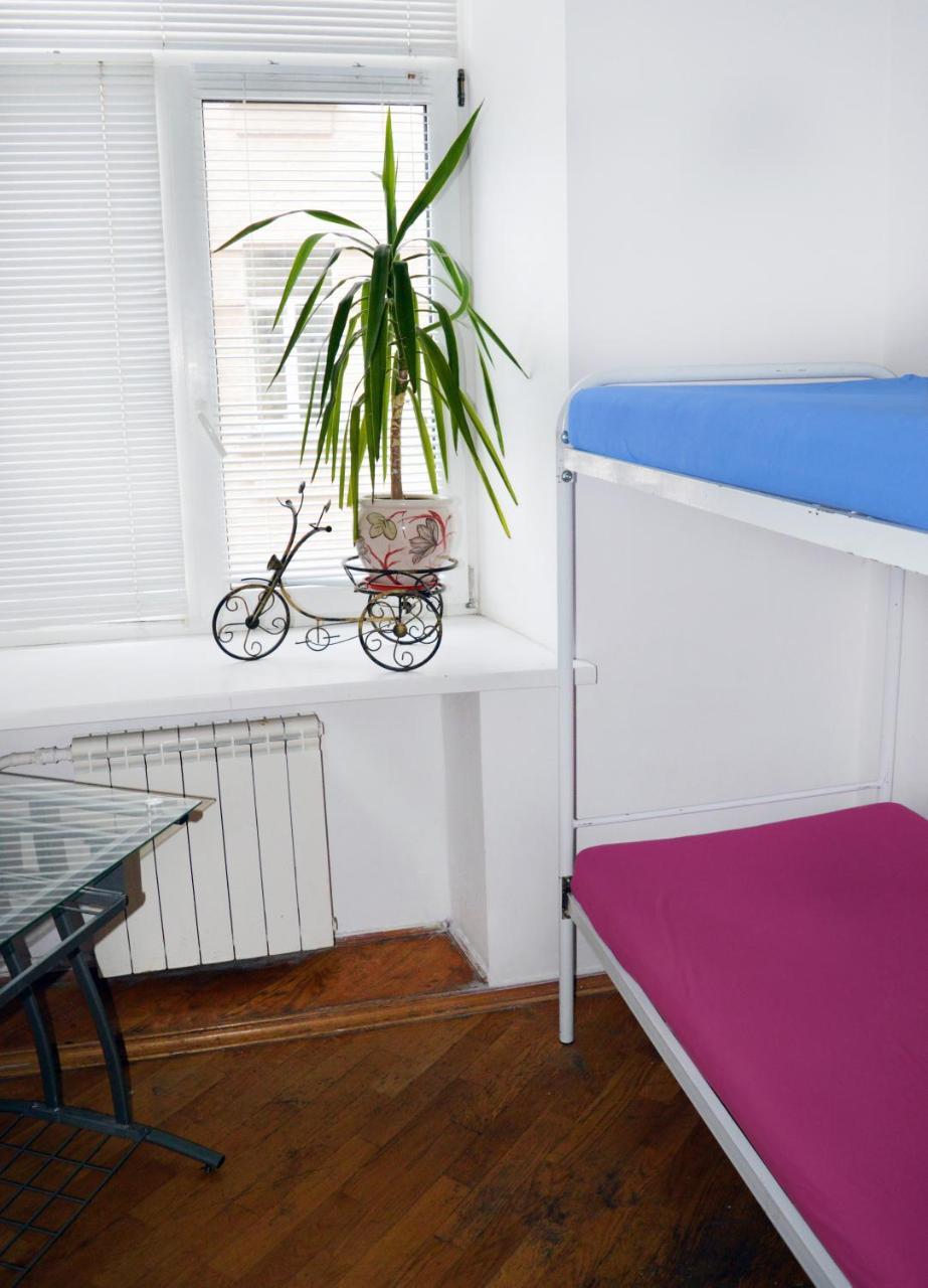 Hostel Golden Gates Kiev Exterior foto
