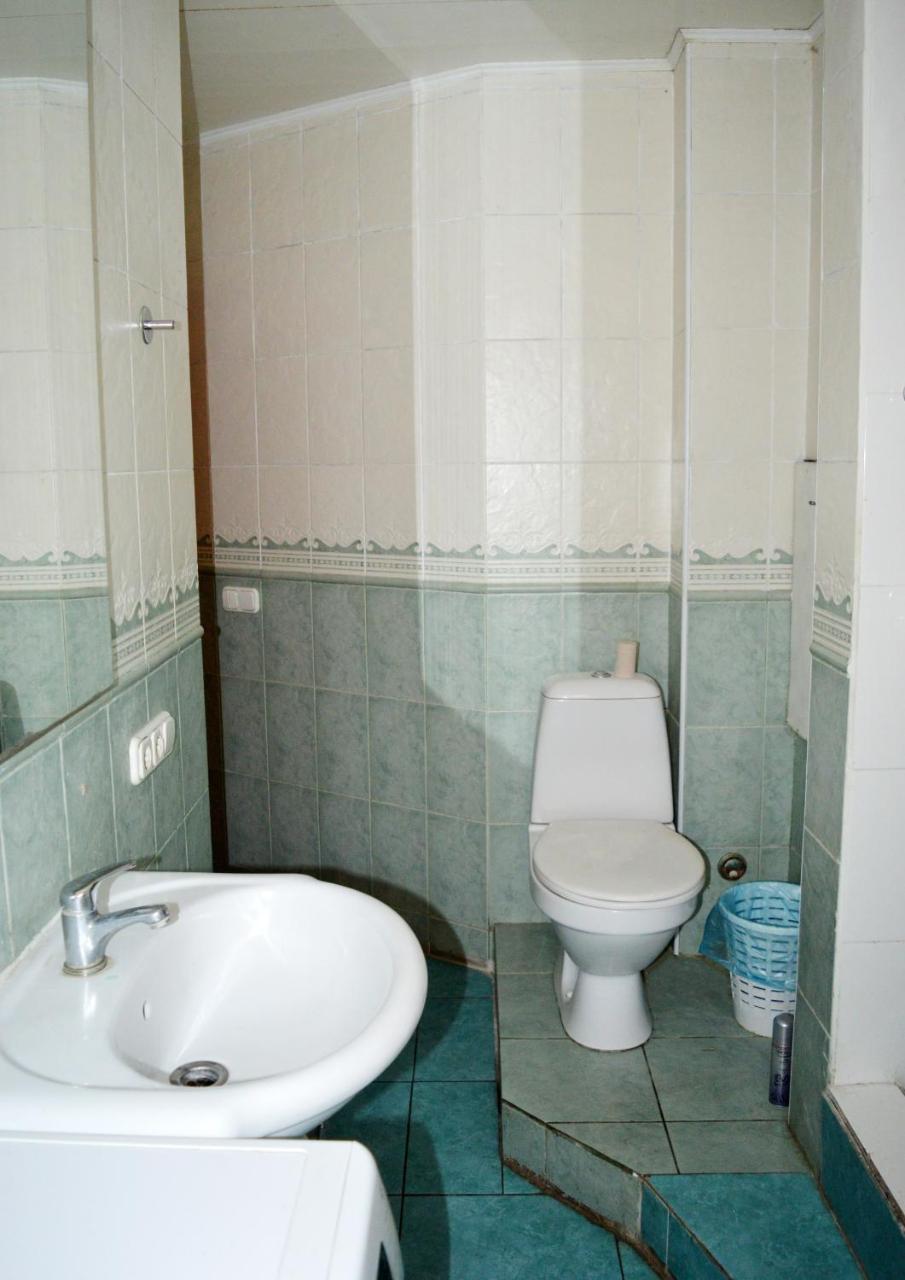 Hostel Golden Gates Kiev Exterior foto