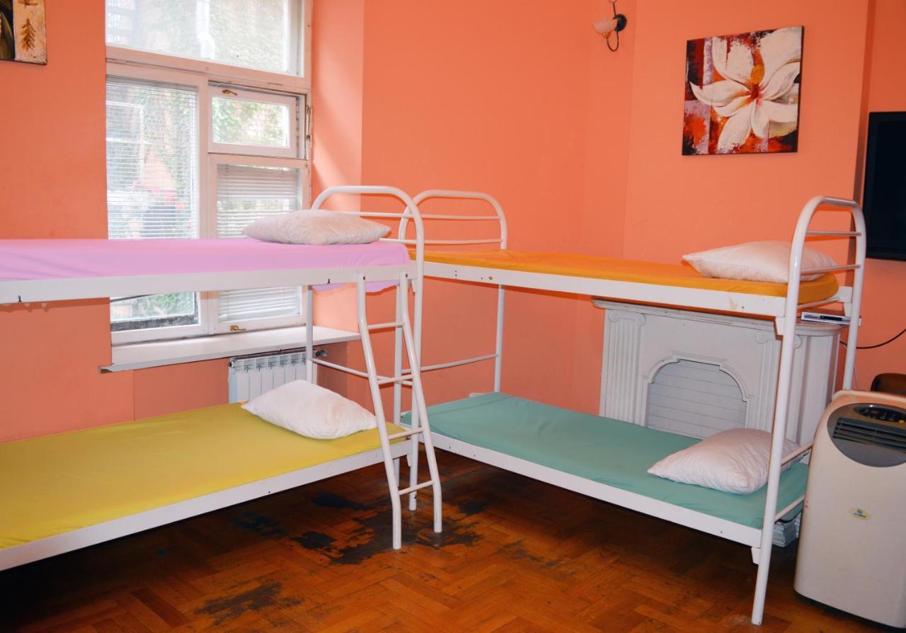 Hostel Golden Gates Kiev Exterior foto